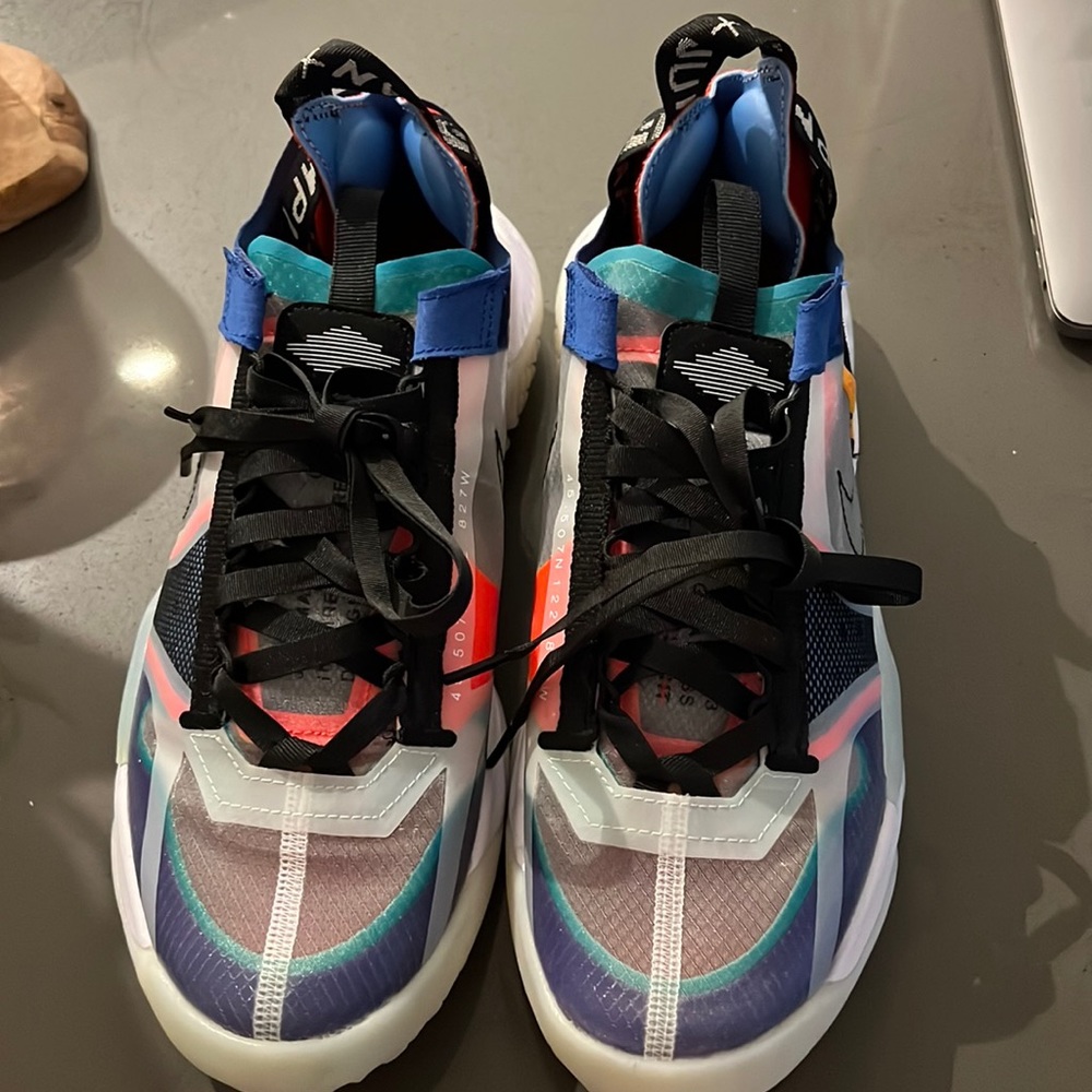 Jordan Delta Breathe Multicolor